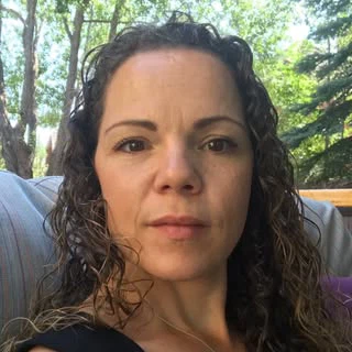 Tania Mendes profile
