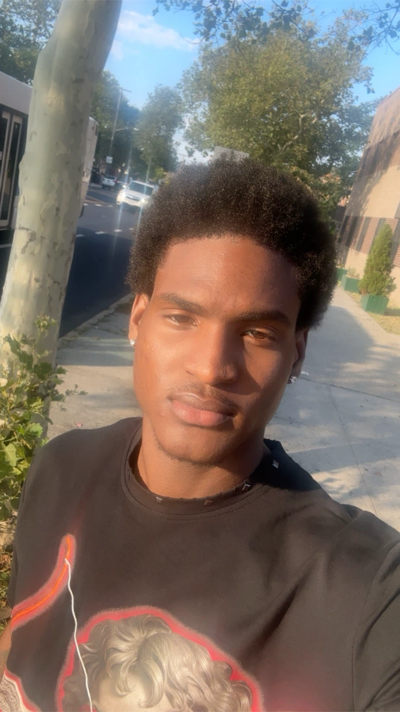 Garfield Levy profile