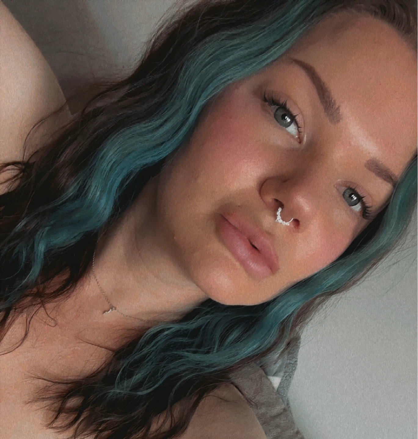 Emelie profile