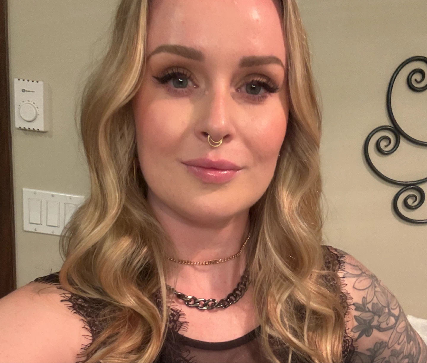 Leila profile