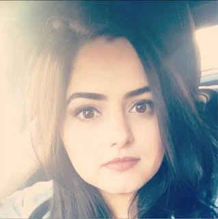 Amna Malik profile