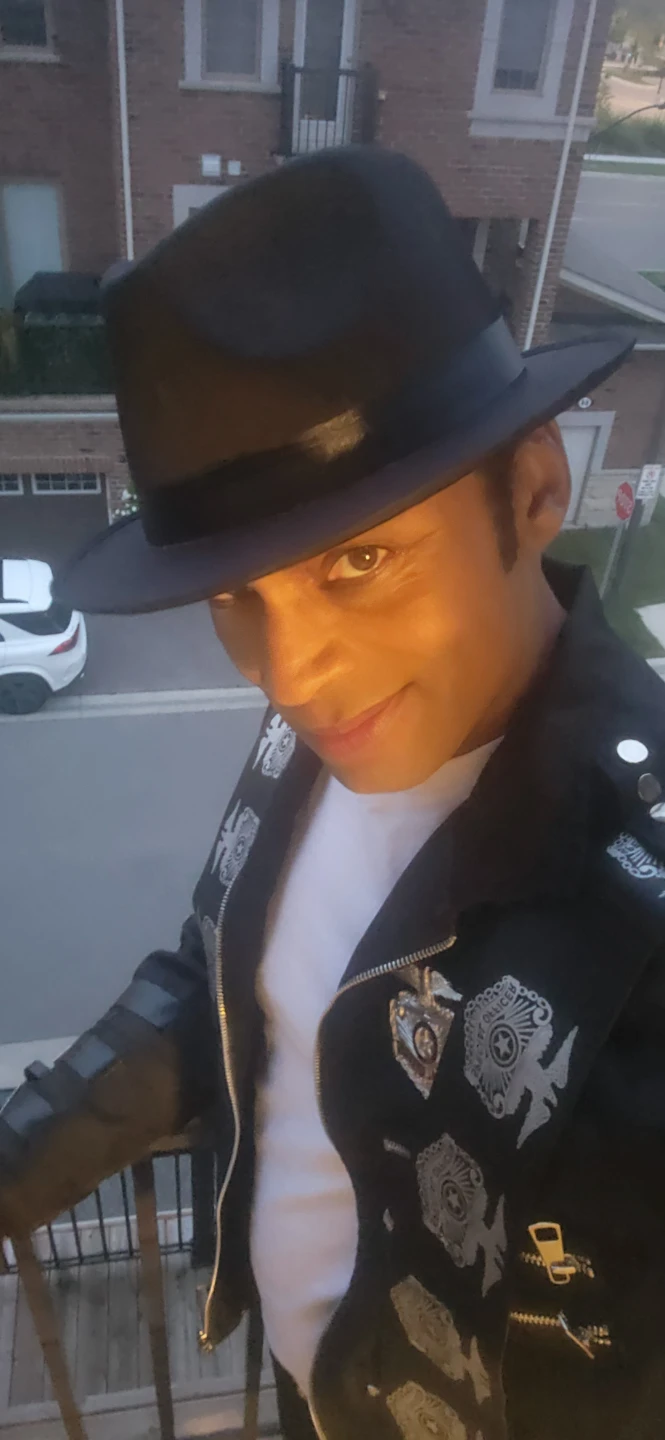 Dwayne E profile